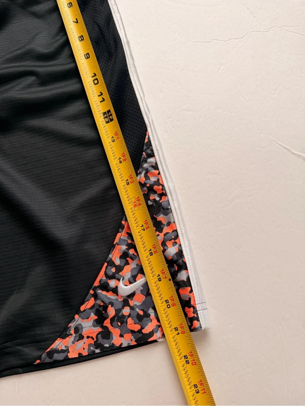 Nike Boys Youth Large Basketball Shorts Black Orange Camo Athletic
